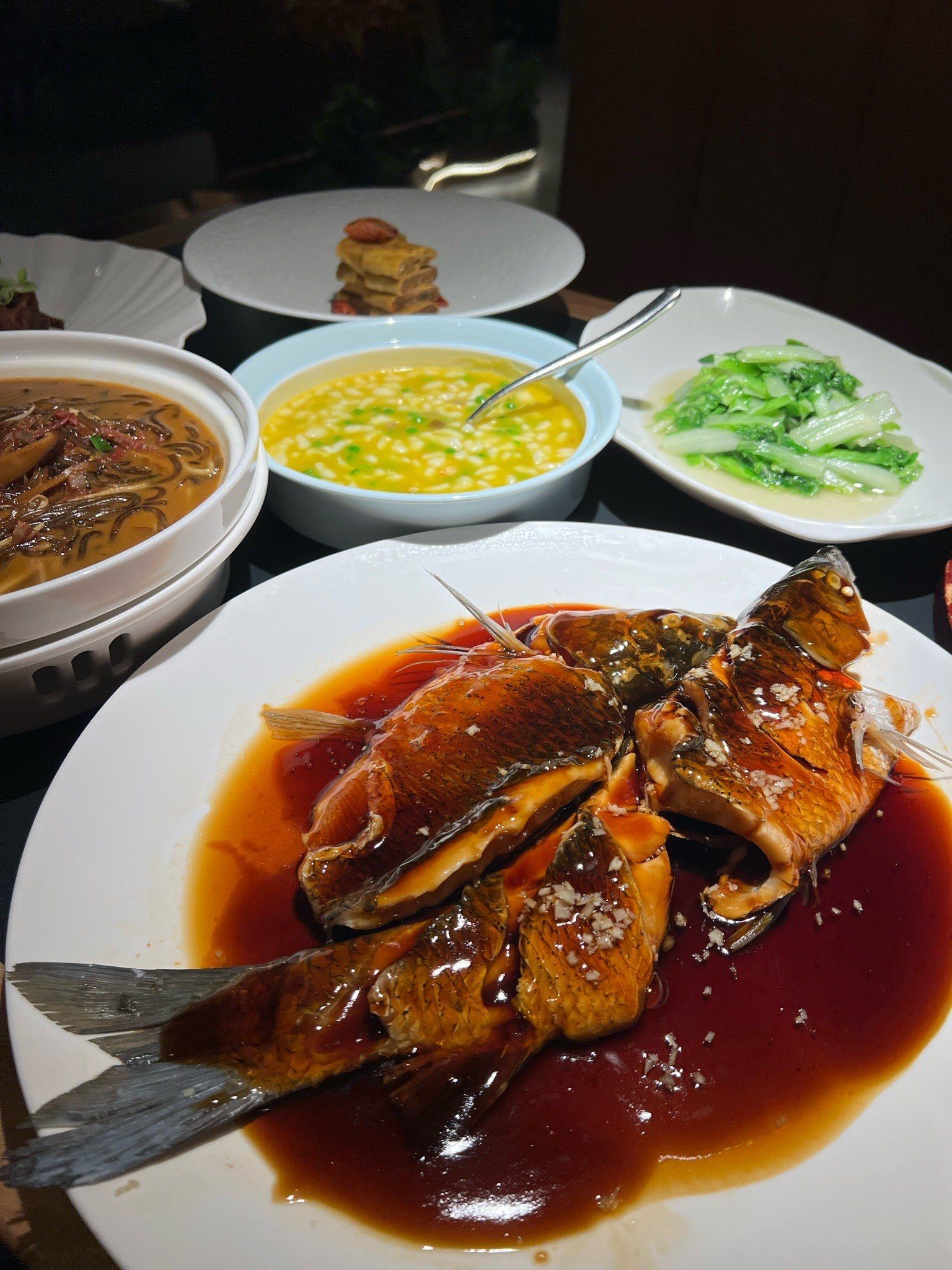 西湖醋鱼特色(西湖醋鱼的口感)