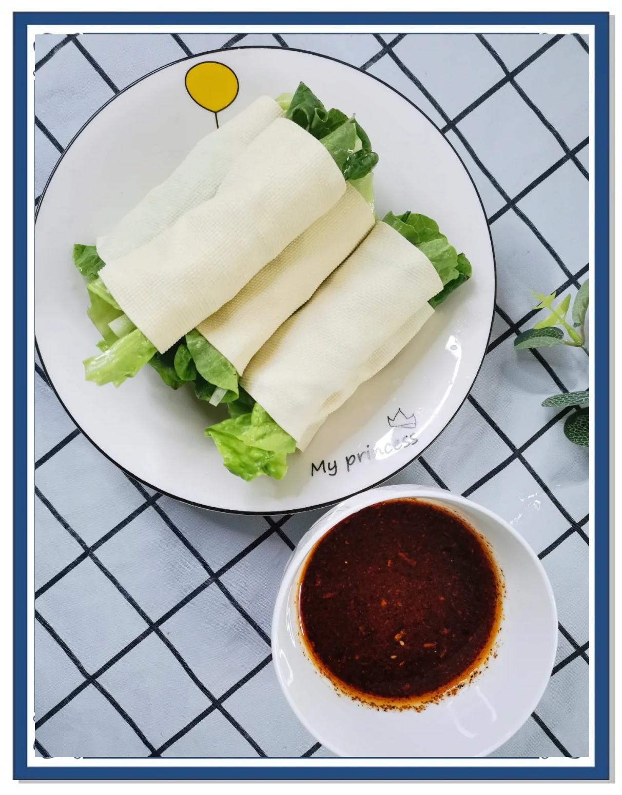 油皮素菜卷(油皮肉卷怎么做好吃)