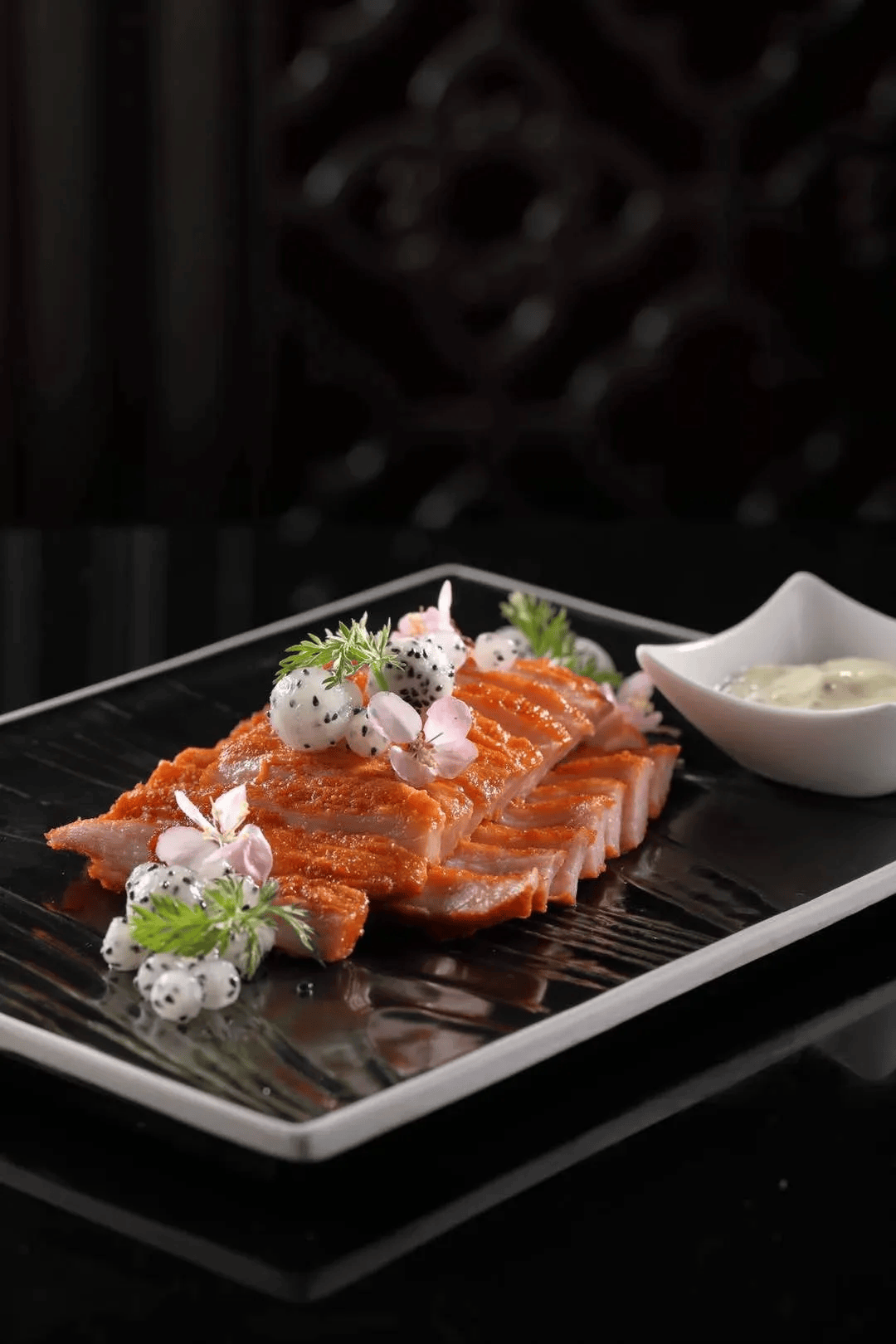 美食网酒店特色菜(美食家大酒店菜品价格)