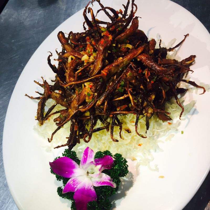 椒盐鸭舌凉菜(椒盐鸭舌的做法大全窍门)