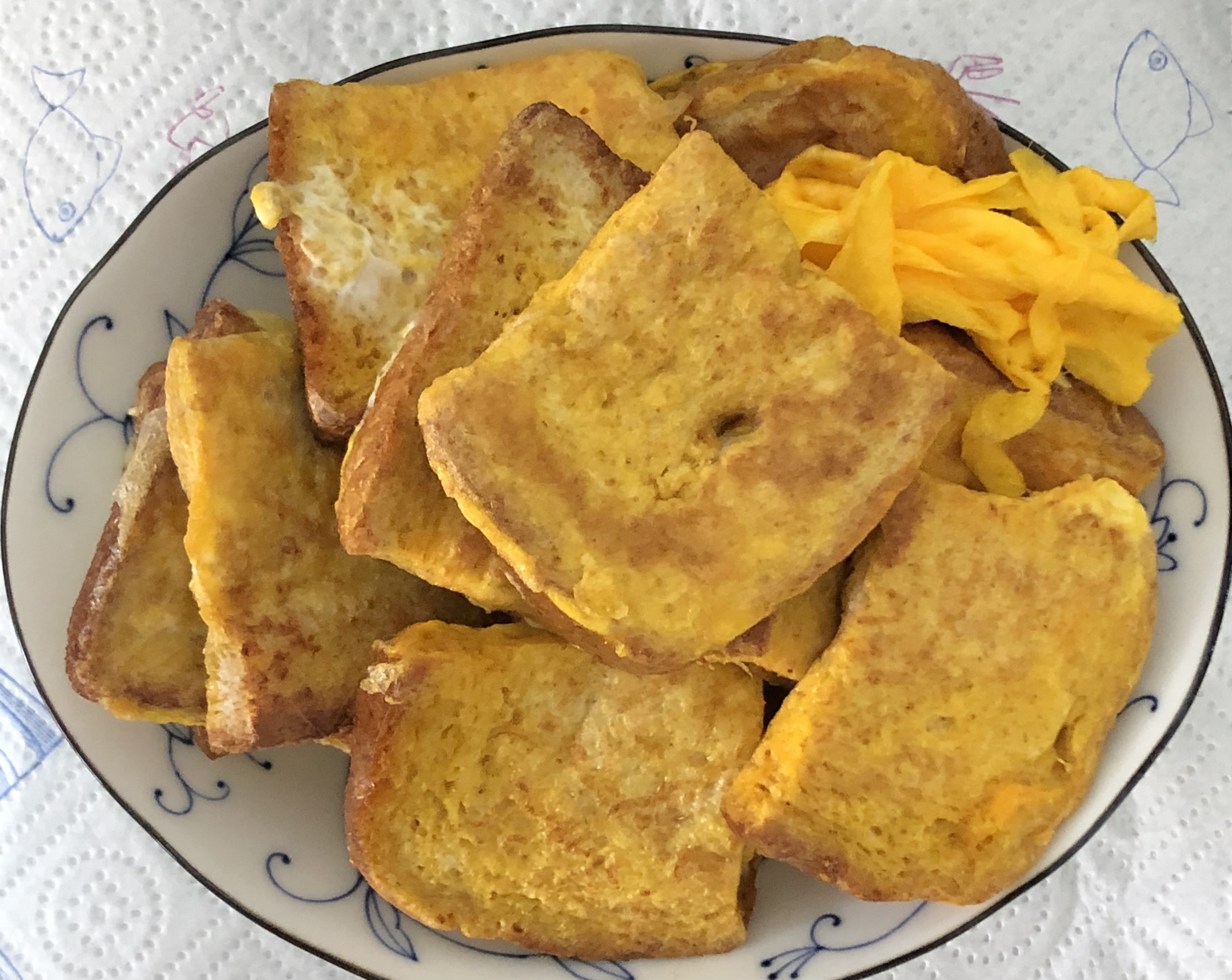 早餐鸡蛋面包片(早餐鸡蛋面包片能减肥吗)