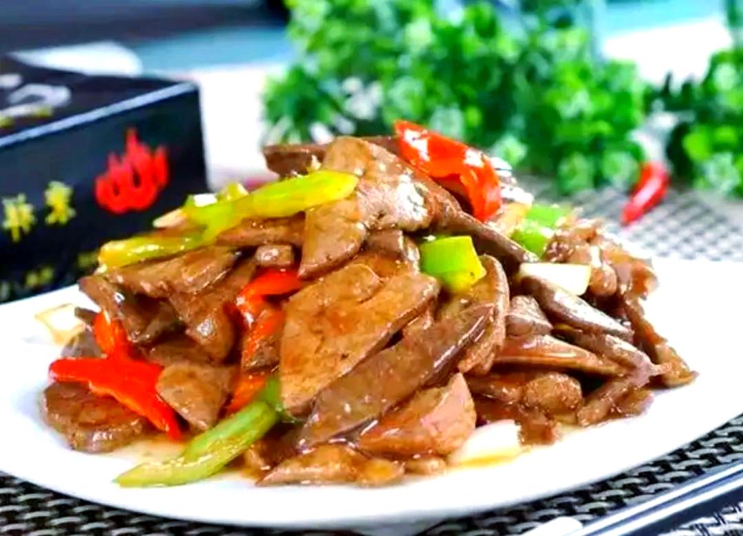 炒肝是的小吃(炒肝是哪个老字号的招牌菜)