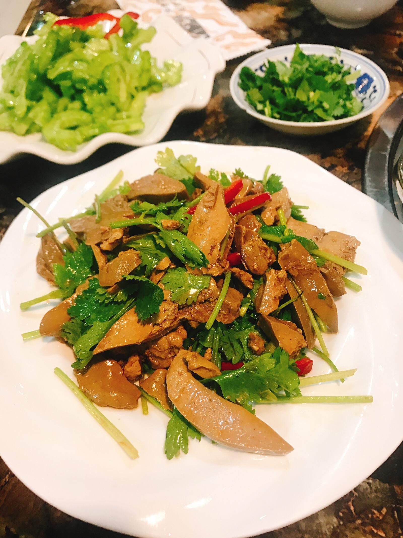 鹅肝凉菜摆盘(鹅肝凉菜摆盘图片)