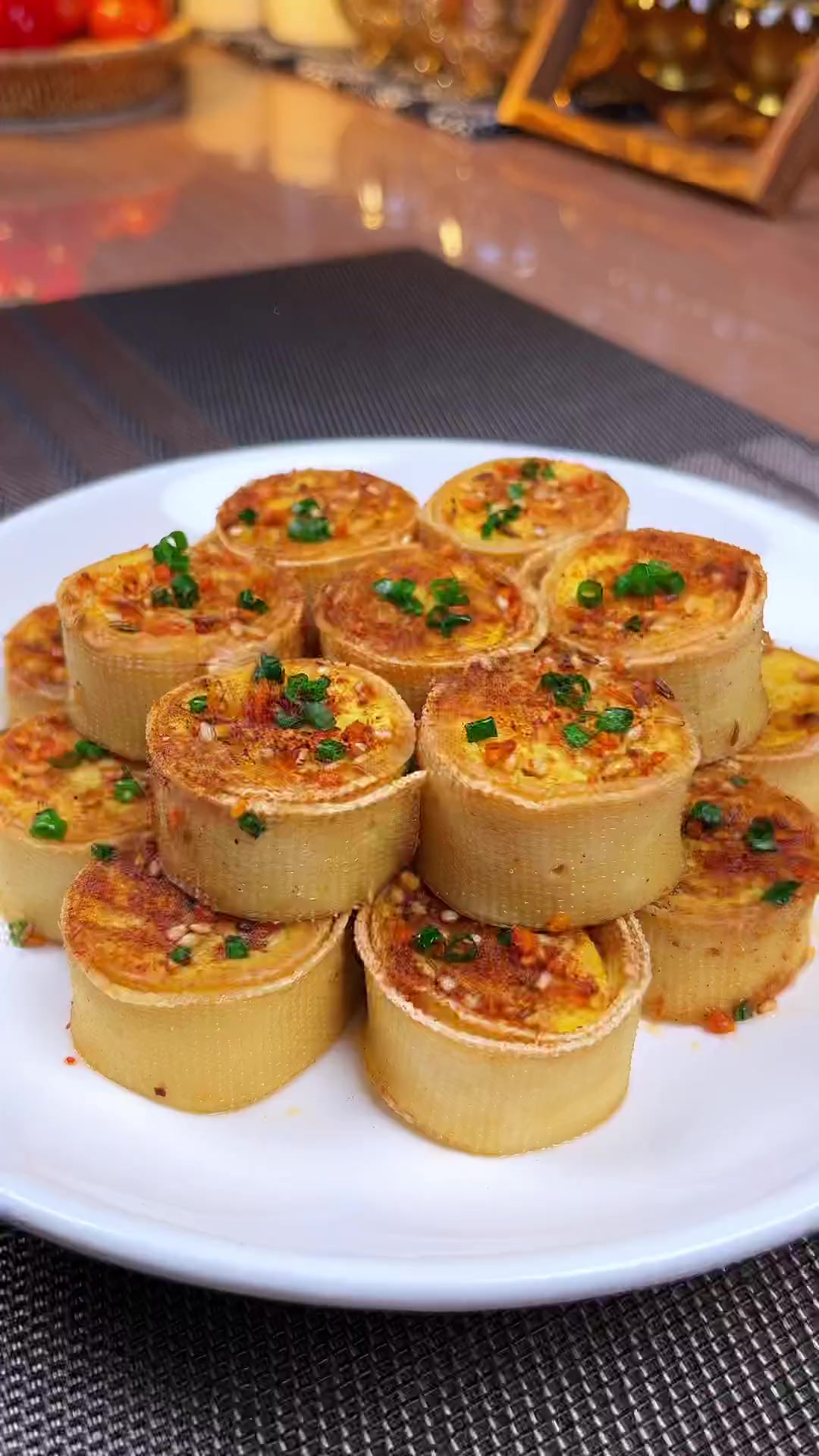 鸡蛋炒豆腐特色菜(鸡蛋炒豆腐做法视频)