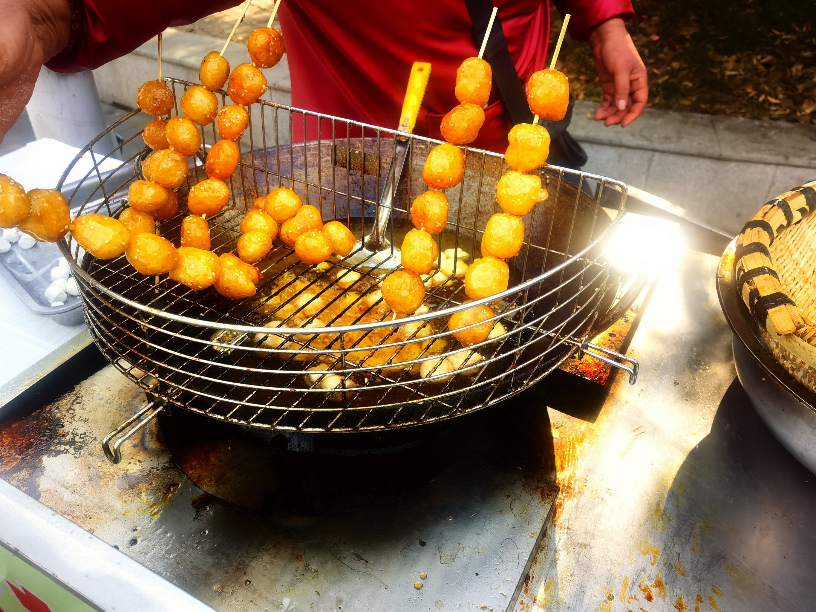 成都小吃糖油果子(成都糖油果子老店最好吃的在哪里)