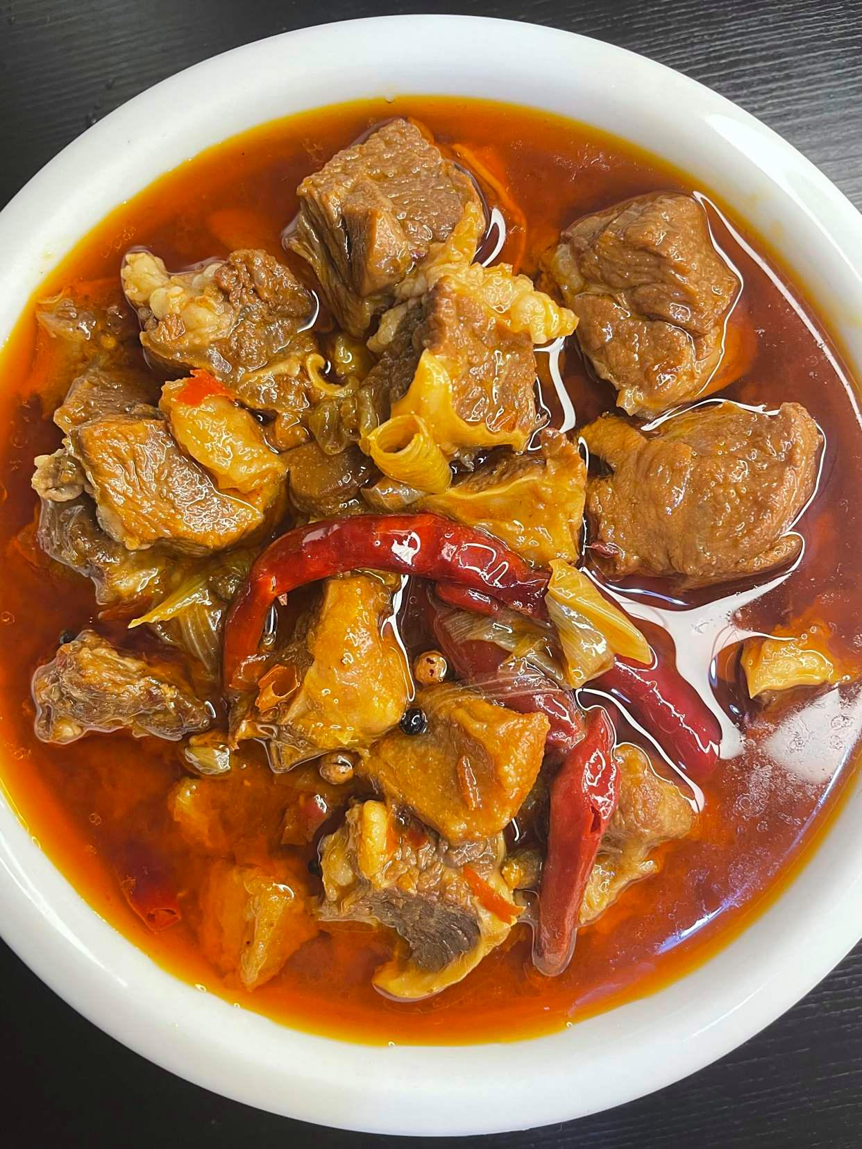 红烧牛肉的做法家常(红烧牛肉的做法家常菜简单又好吃) 红烧牛肉的做法家常(红烧牛肉的做法家常菜简单又好吃)