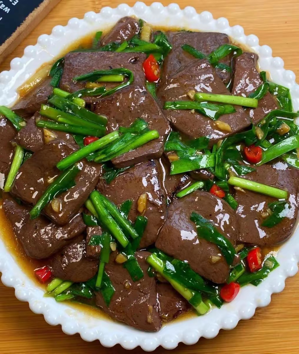 鸡血的家常做法大全(鸡血的家常做法大全图片)