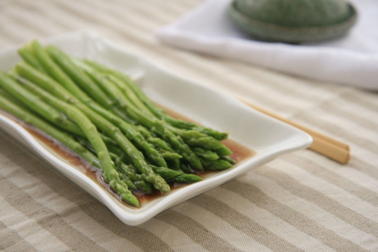 西餐素菜芦笋(西餐素菜芦笋怎么做) 西餐素菜芦笋(西餐素菜芦笋怎么做)