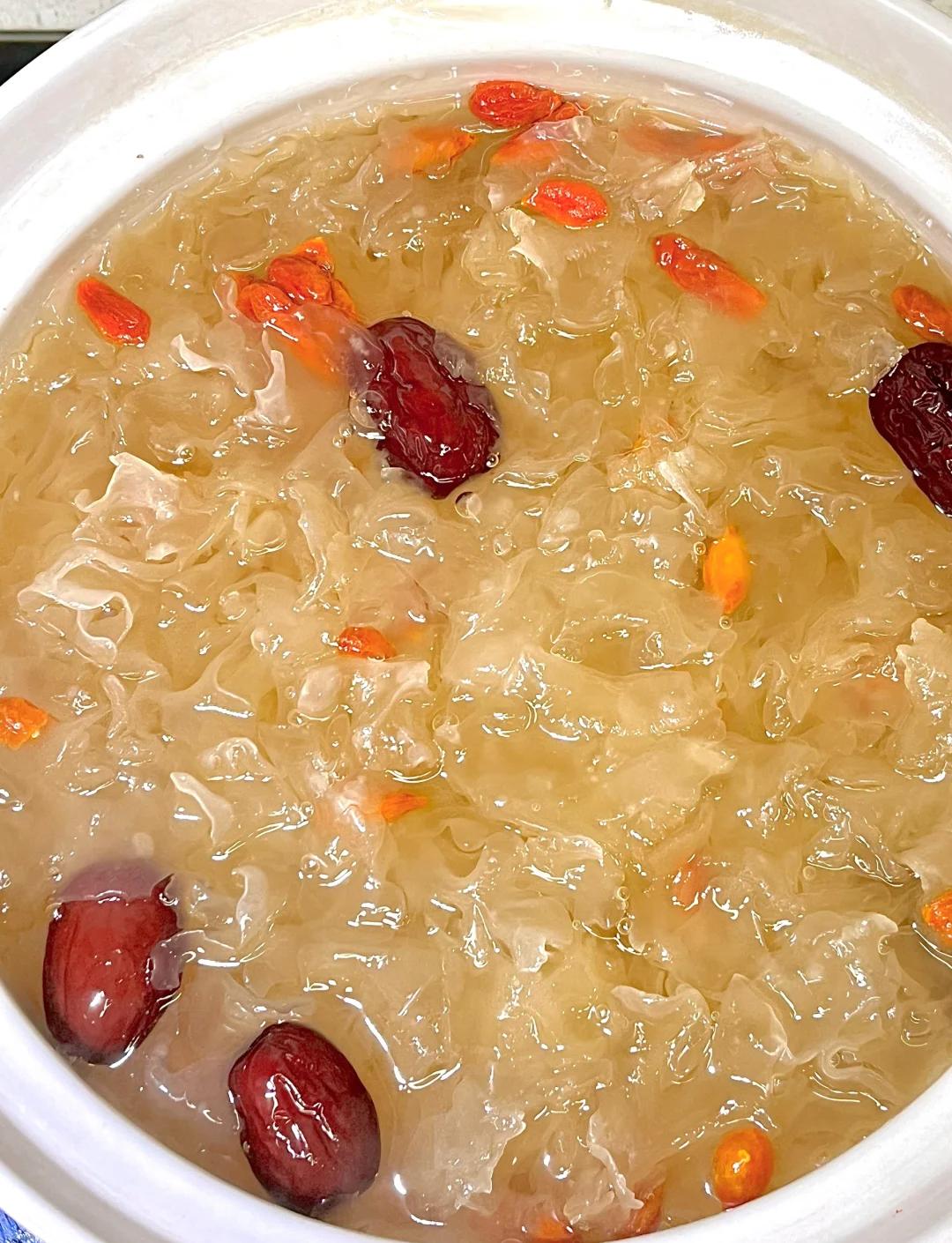 拌凉菜银耳泡多久(凉拌银耳泡多长时间)