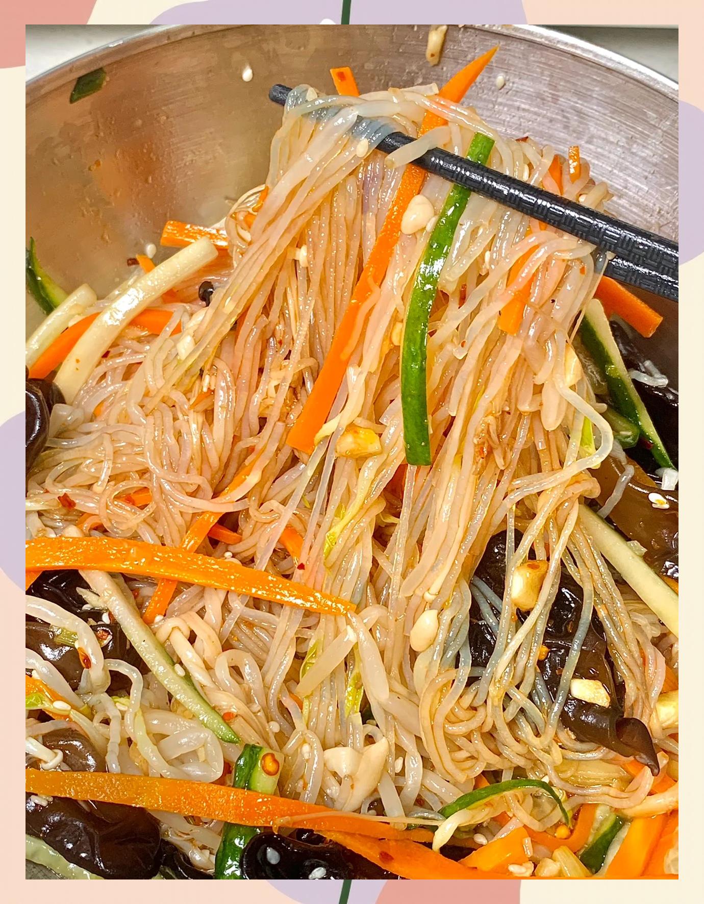 粉丝拌凉菜的做法窍门(粉丝拌凉菜的做法窍门是什么)