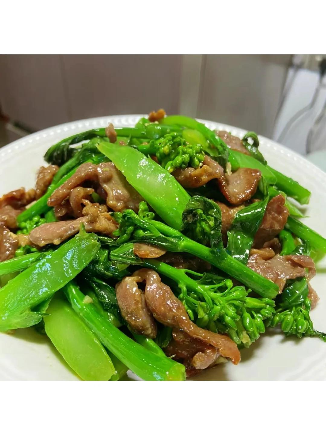 清炒芥兰的家常做法(清炒芥兰的家常做法,怎样炒才能又脆又绿)