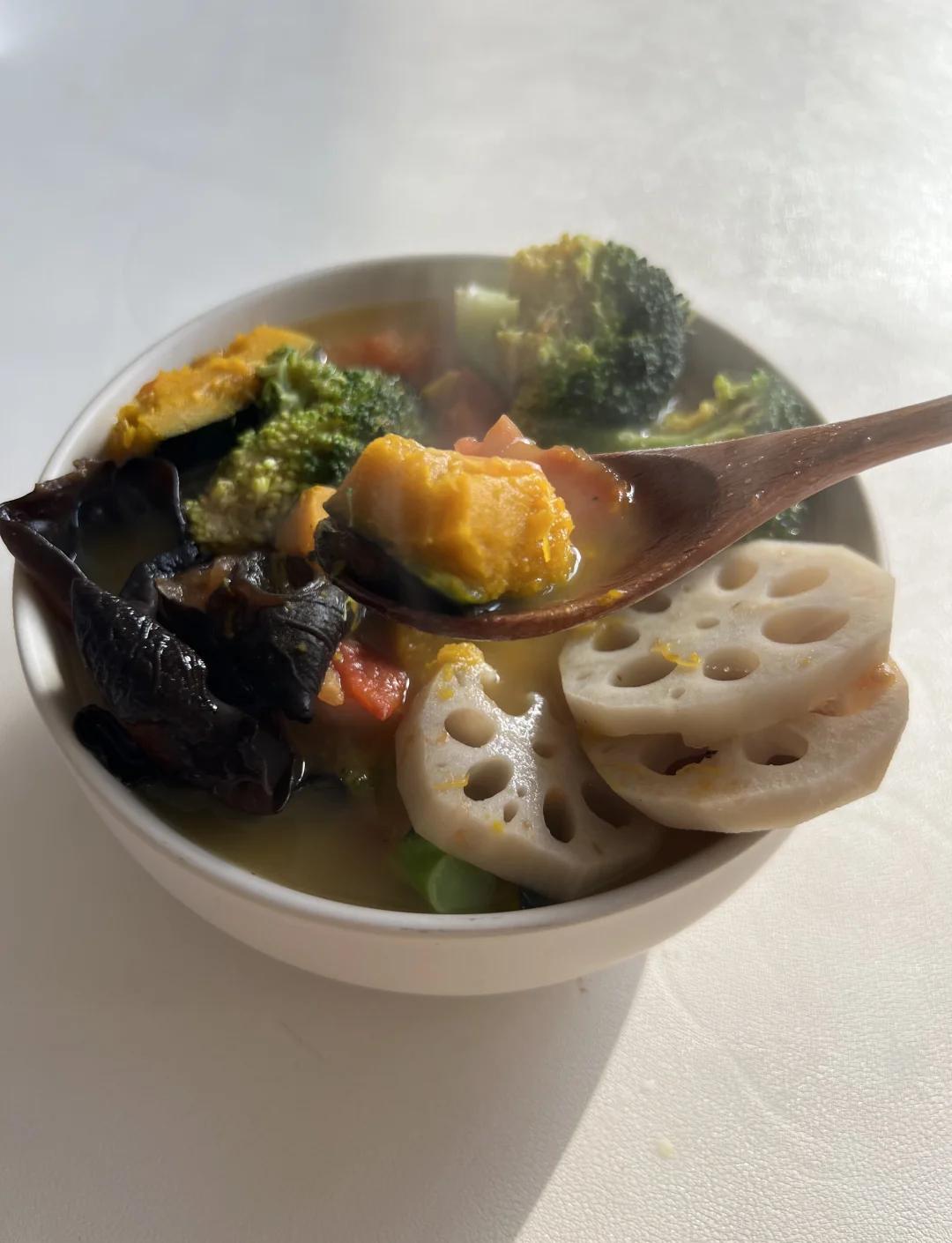 五行素菜汤(五行素菜汤长期喝会尿酸高吗)