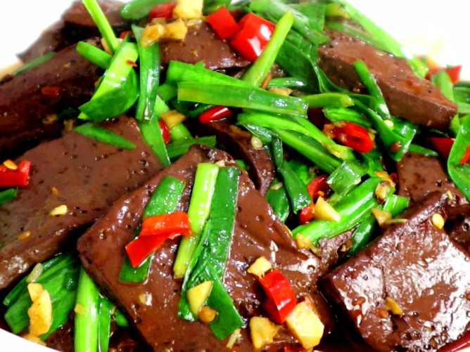 烧血的家常做法(烧血的家常做法大全)