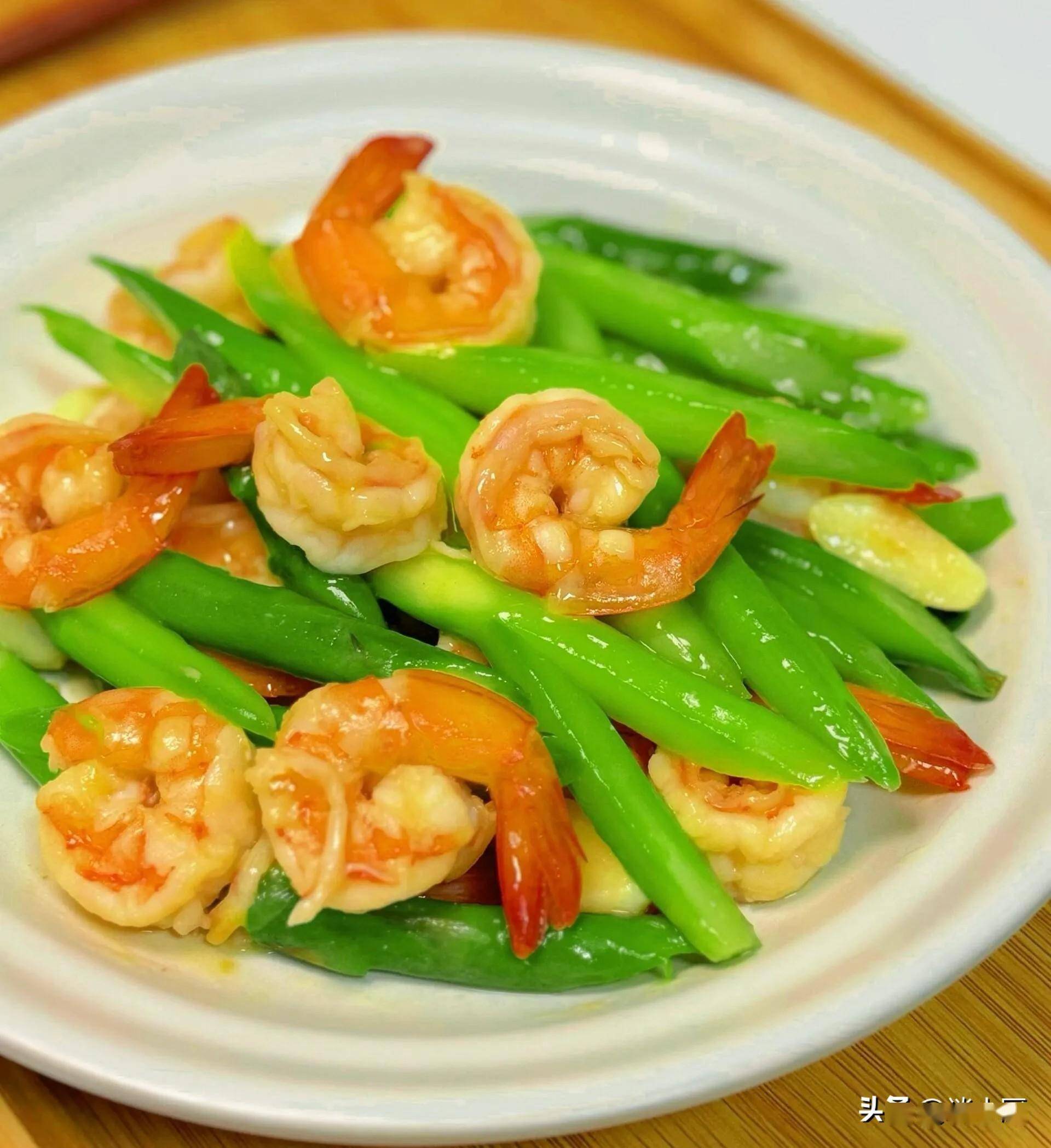 适合老人吃的素菜(老人吃的素菜类菜谱) 适合老人吃的素菜(老人吃的素菜类菜谱)