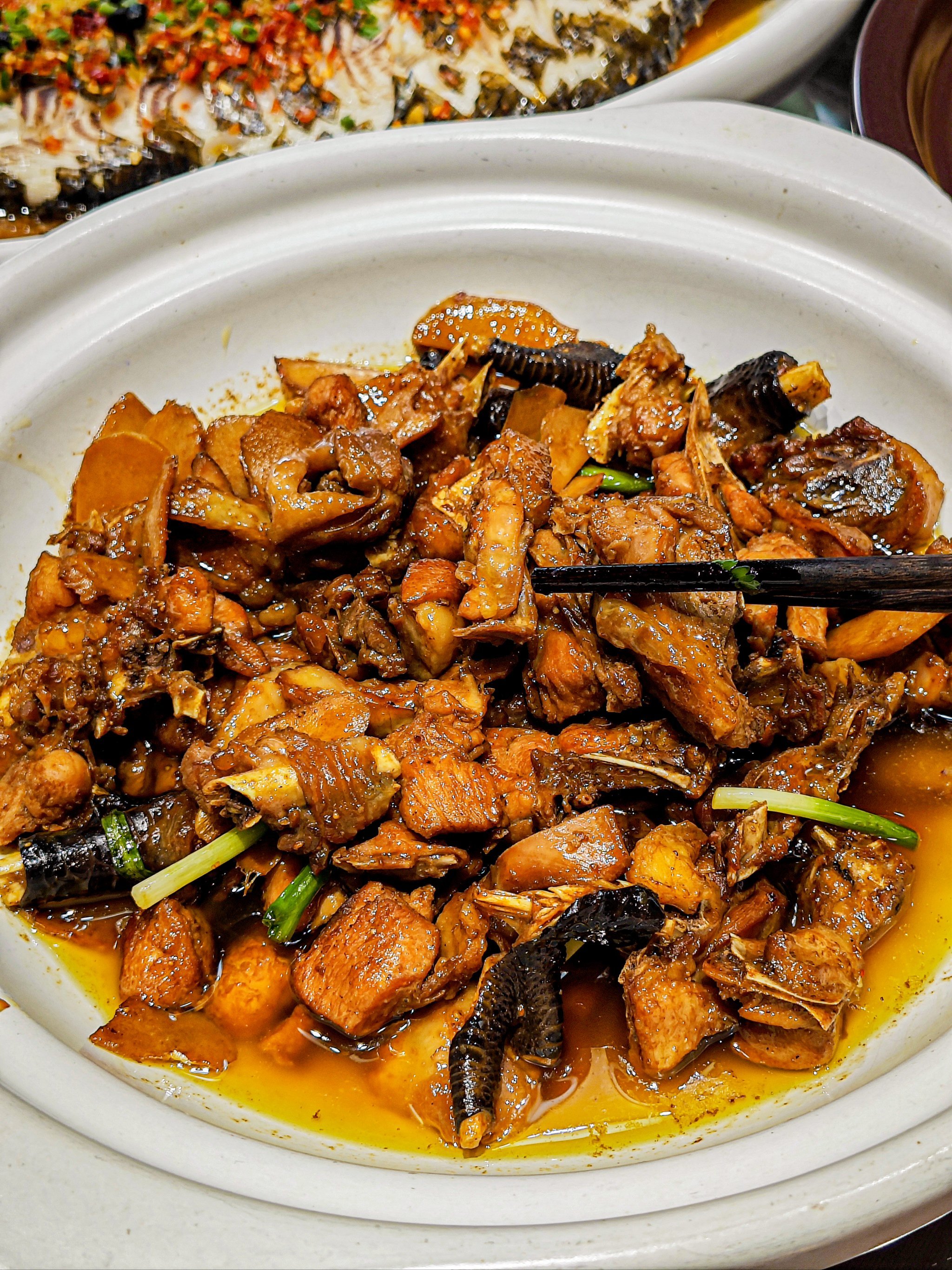 柚子肉蒸鸡特色(柚子蒸鸡的功效与作用) 柚子肉蒸鸡特色(柚子蒸鸡的功效与作用)