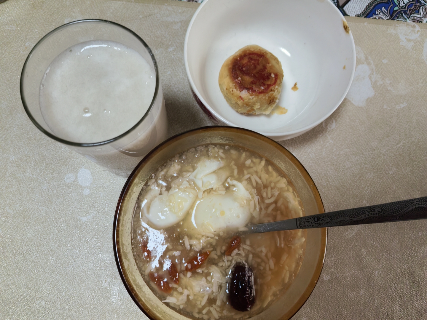 早餐酒酿是什么(早餐酒酿是什么意思啊)