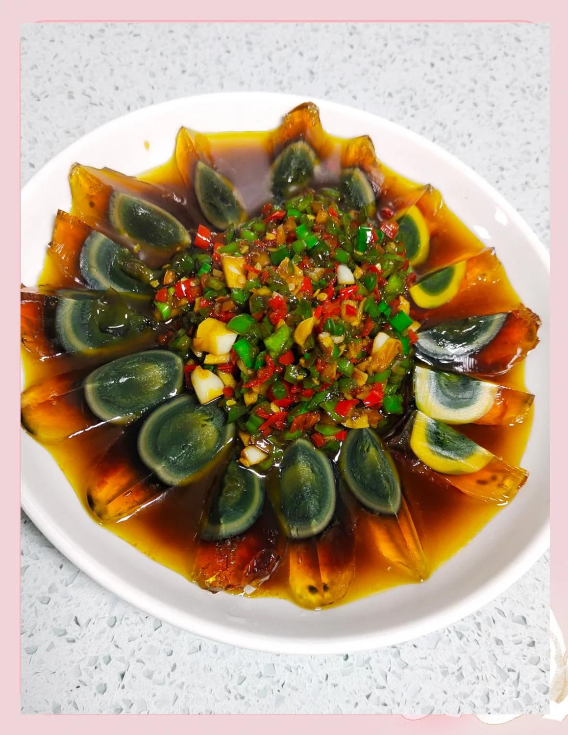 凉菜双色蛋图片(凉菜单数双数有讲究吗) 凉菜双色蛋图片(凉菜单数双数有讲究吗)