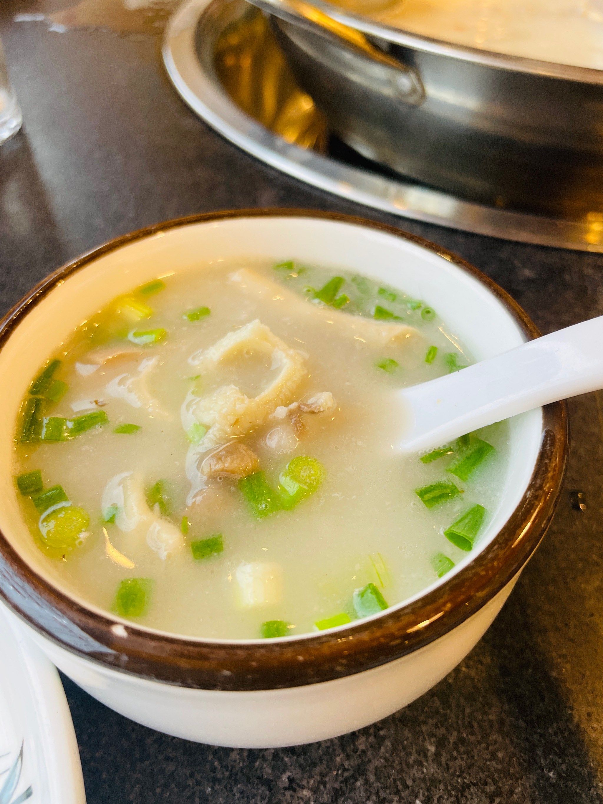 适合羊肉汤煮的素菜(适合羊肉汤煮的素菜是什么)