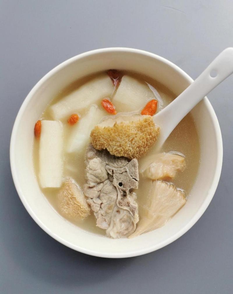 家常炖猴头菇(猴头菇怎么炖肉吃) 家常炖猴头菇(猴头菇怎么炖肉吃)