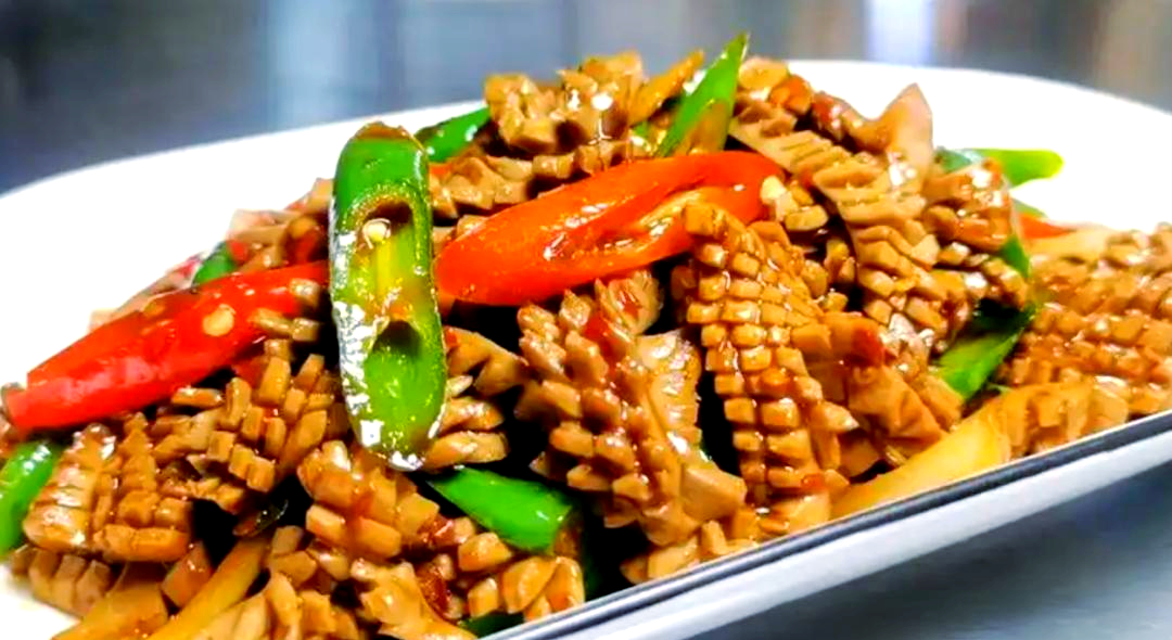 精爆腰花的特色(爆炸腰花的做法四川)