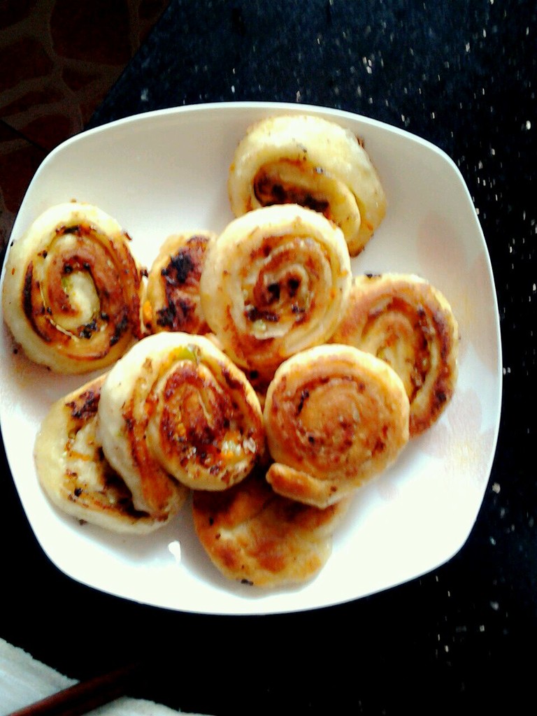 素菜烙饼做法大全家常(素菜馅饼怎么做又软又好吃) 素菜烙饼做法大全家常(素菜馅饼怎么做又软又好吃)