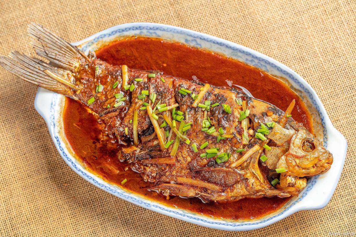 特色红烧鱼(红烧 鱼的做法)