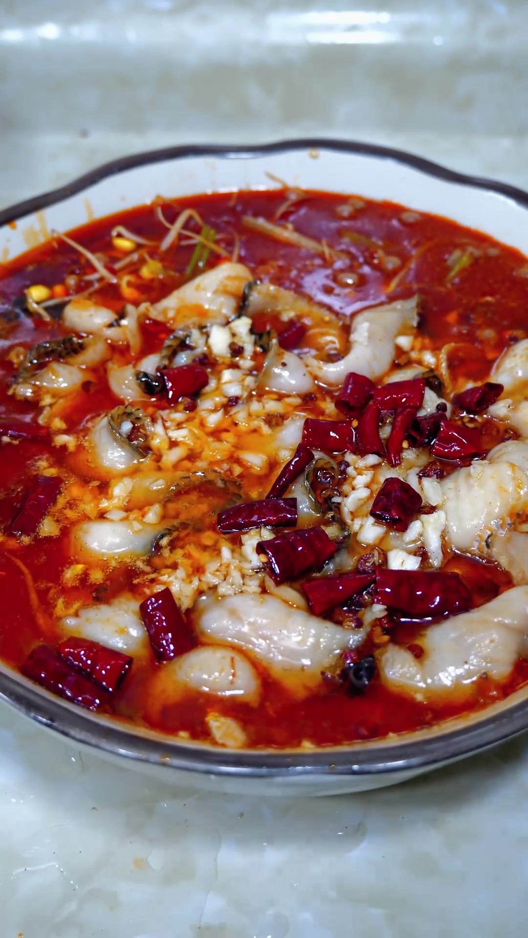 清煮鱼的家常做法(清煮鱼的家常做法视频)