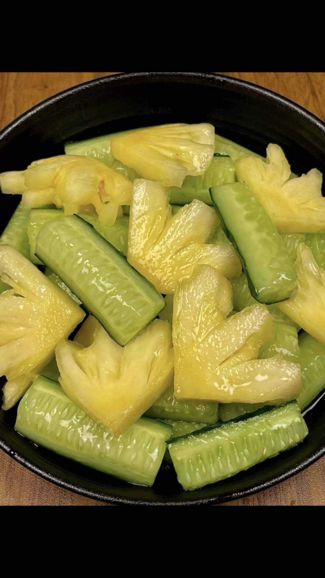 凉拌的素菜(凉拌素菜放冰箱第二天还能吃吗) 凉拌的素菜(凉拌素菜放冰箱第二天还能吃吗)