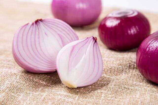 圆葱是素菜吗(圆葱是素菜吗能吃吗)