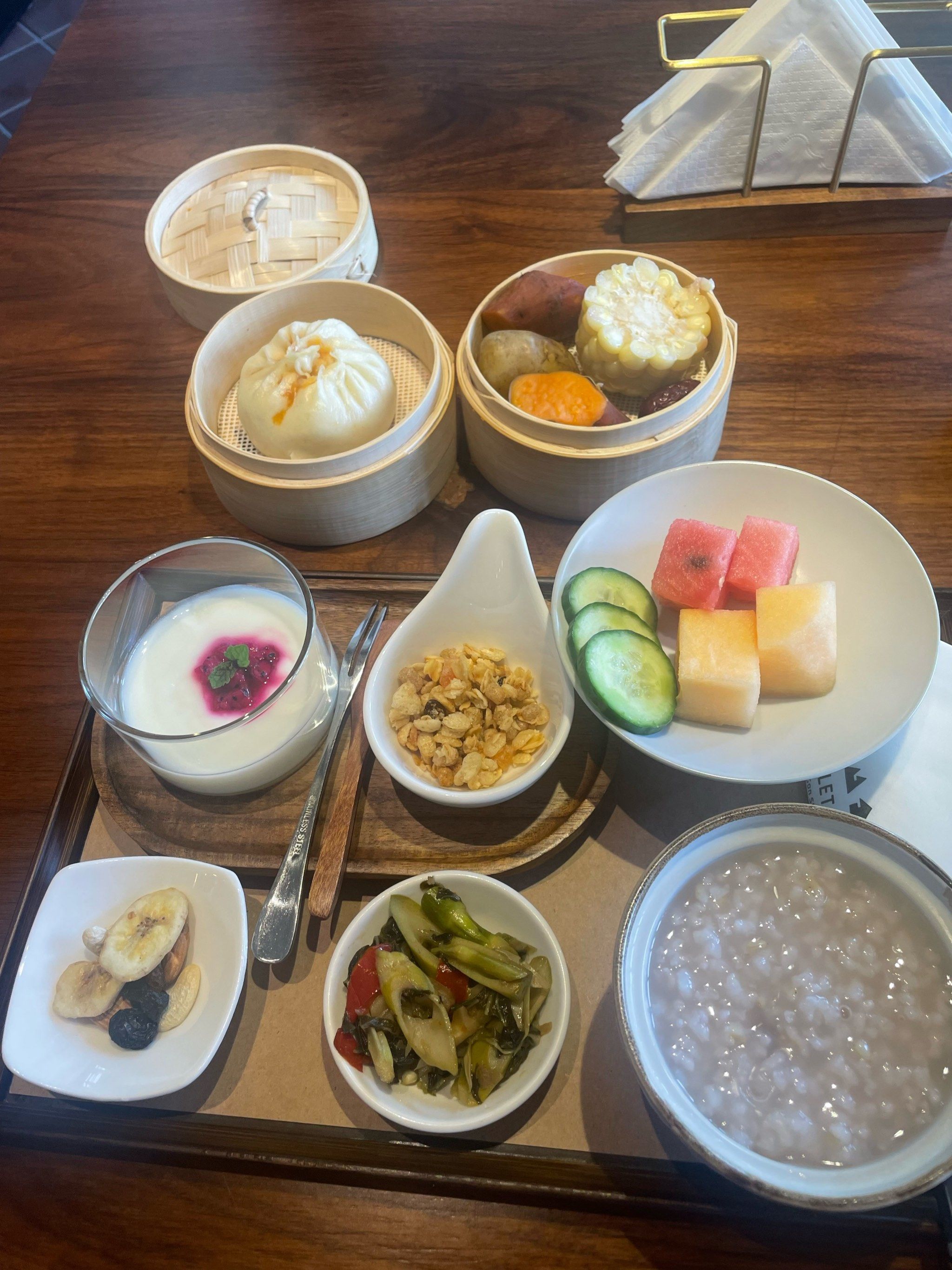 简单早餐的酒店(酒店早餐小菜大全)