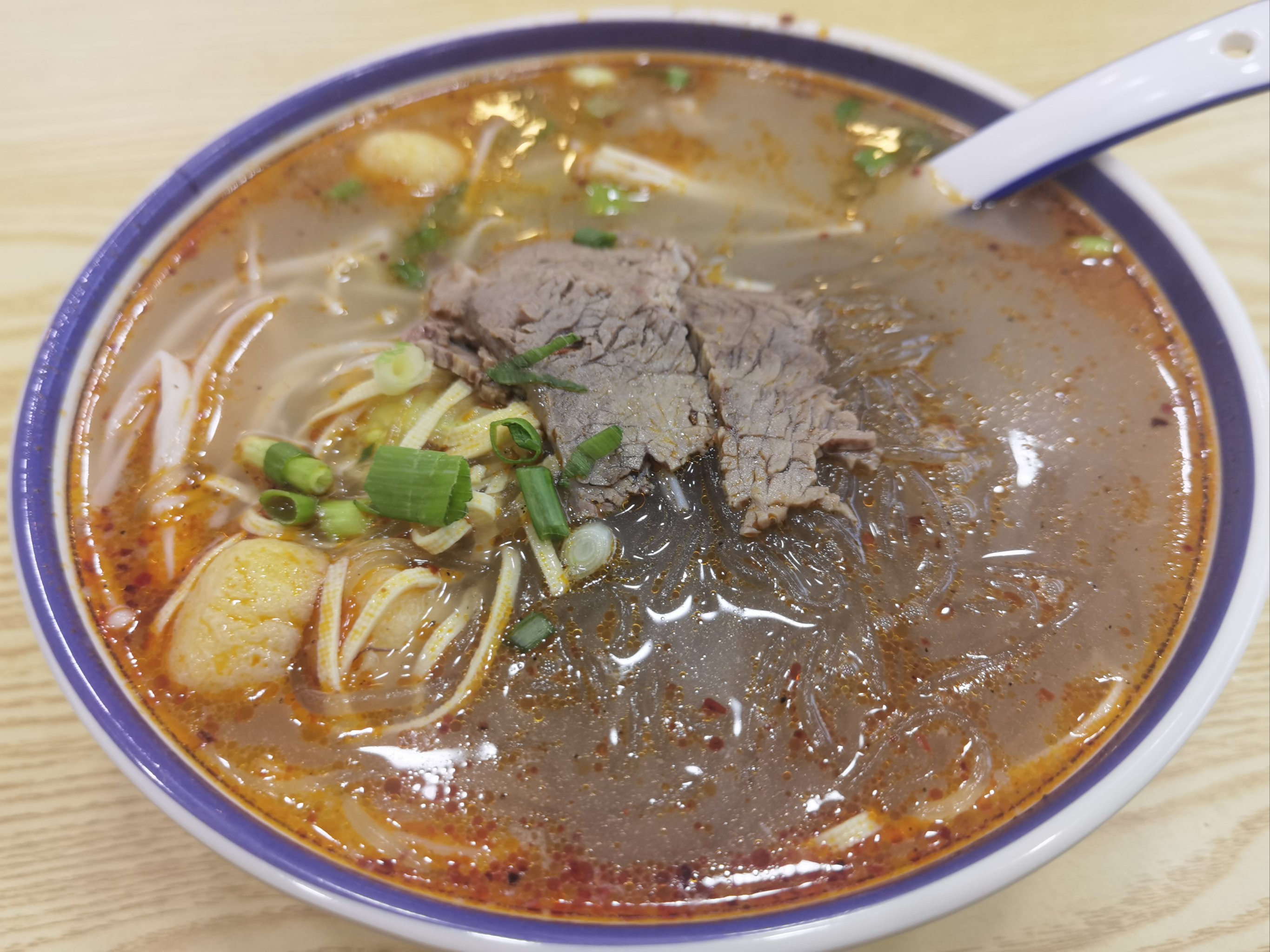 牛杂汤的特色(牛杂汤的特色是什么)