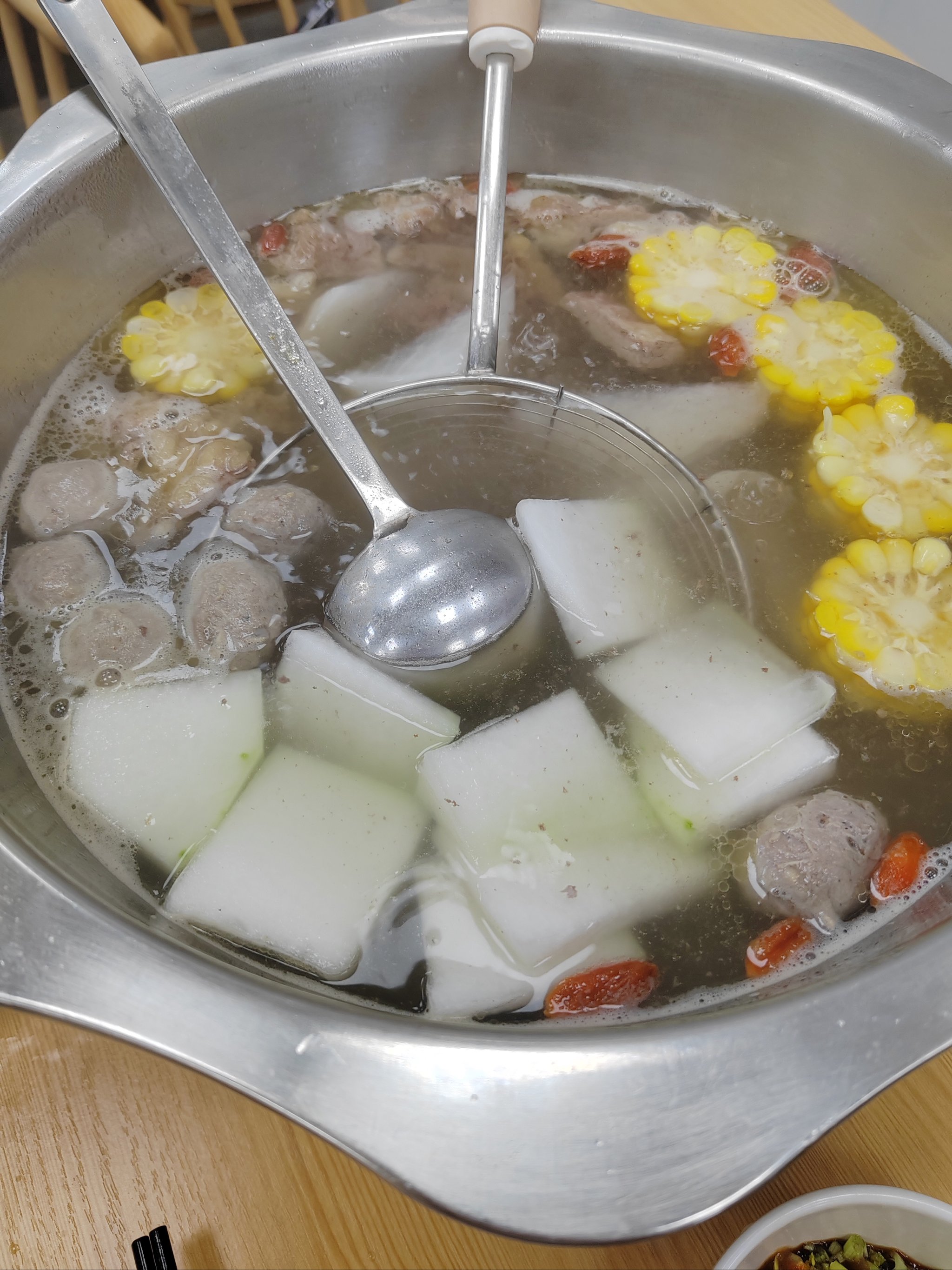 牛肉火锅烫什么素菜(牛肉火锅烫什么素菜好吃)