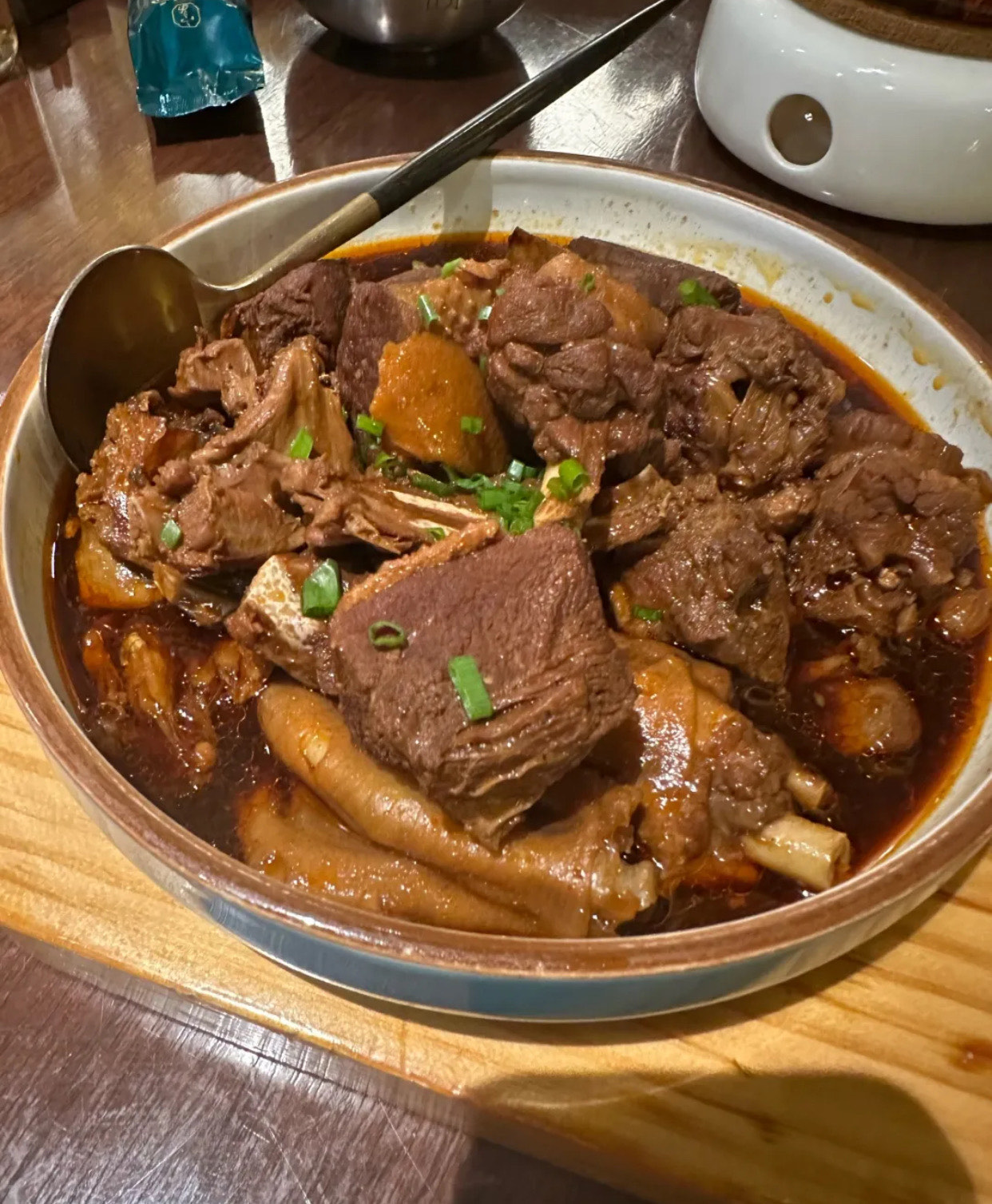 红烧鸭子配什么素菜(红烧鸭子配什么素菜好吃) 红烧鸭子配什么素菜(红烧鸭子配什么素菜好吃)