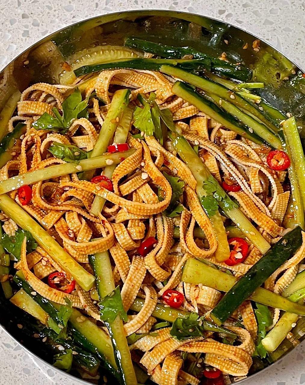 豆腐皮凉菜图(豆腐皮凉菜做法大全家常窍门)