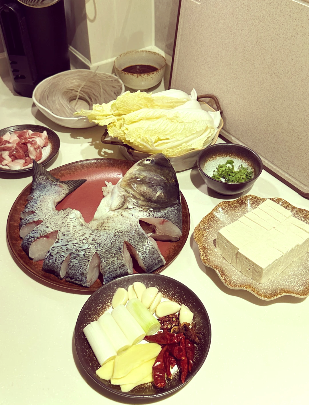 白菜炖鱼的家常做法(大白菜炖鱼怎么做好吃)