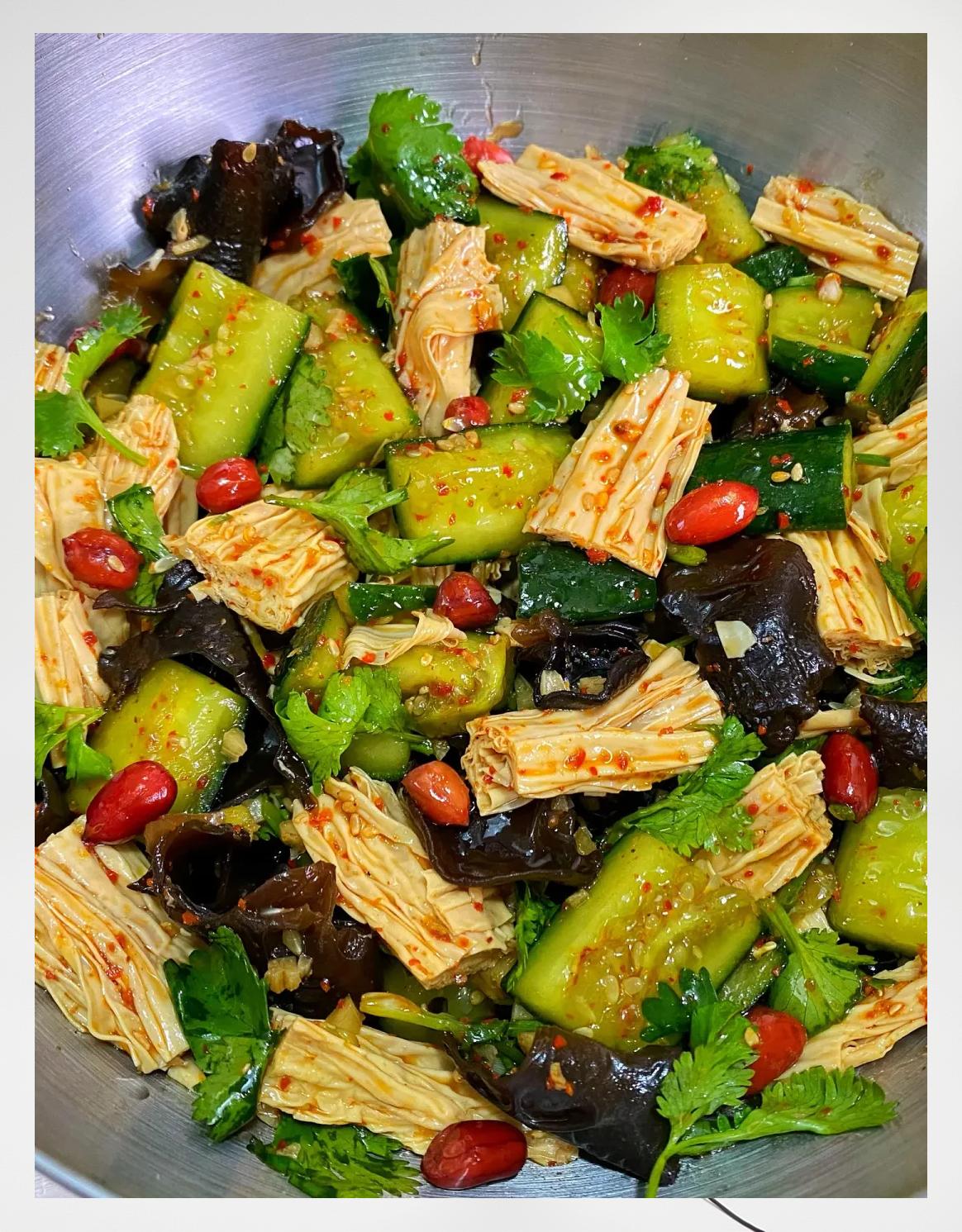 凉菜白菜腐竹银耳(凉菜白菜腐竹银耳汤怎么做) 凉菜白菜腐竹银耳(凉菜白菜腐竹银耳汤怎么做)