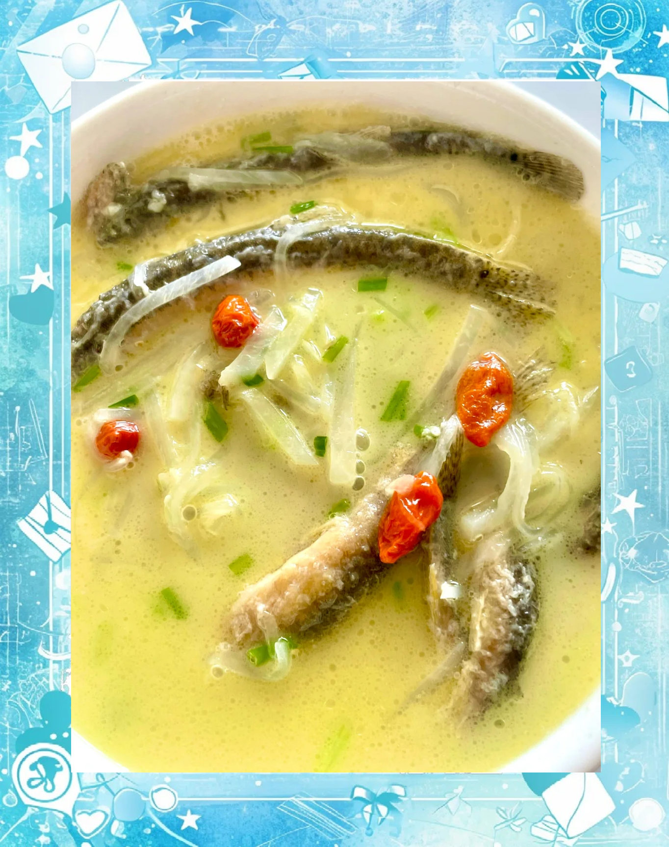 泥鳅鱼配什么素菜好吃(泥鳅鱼配什么煲汤最好?)