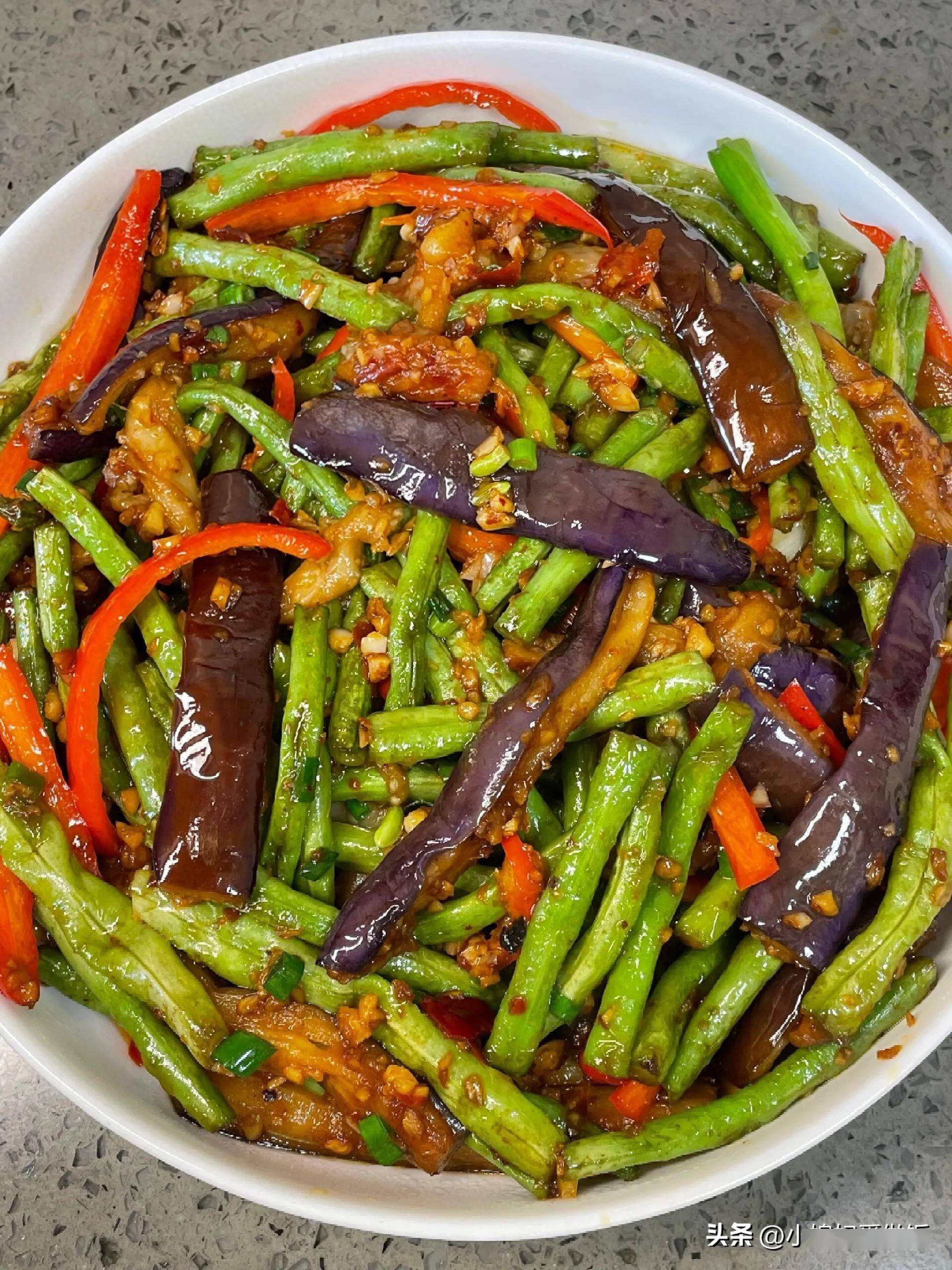 清炒素菜勾芡注意什么(清炒素菜勾芡注意什么事项)