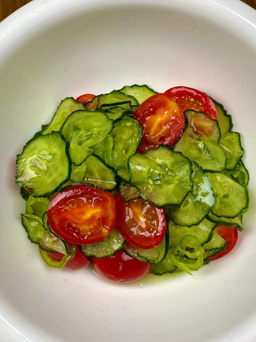 西红柿黄瓜怎么凉菜(黄瓜西红柿凉菜的花样) 西红柿黄瓜怎么凉菜(黄瓜西红柿凉菜的花样)