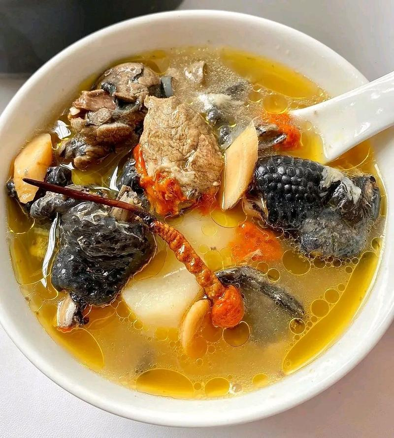 顿乌鸡的做法大全家常的简单介绍