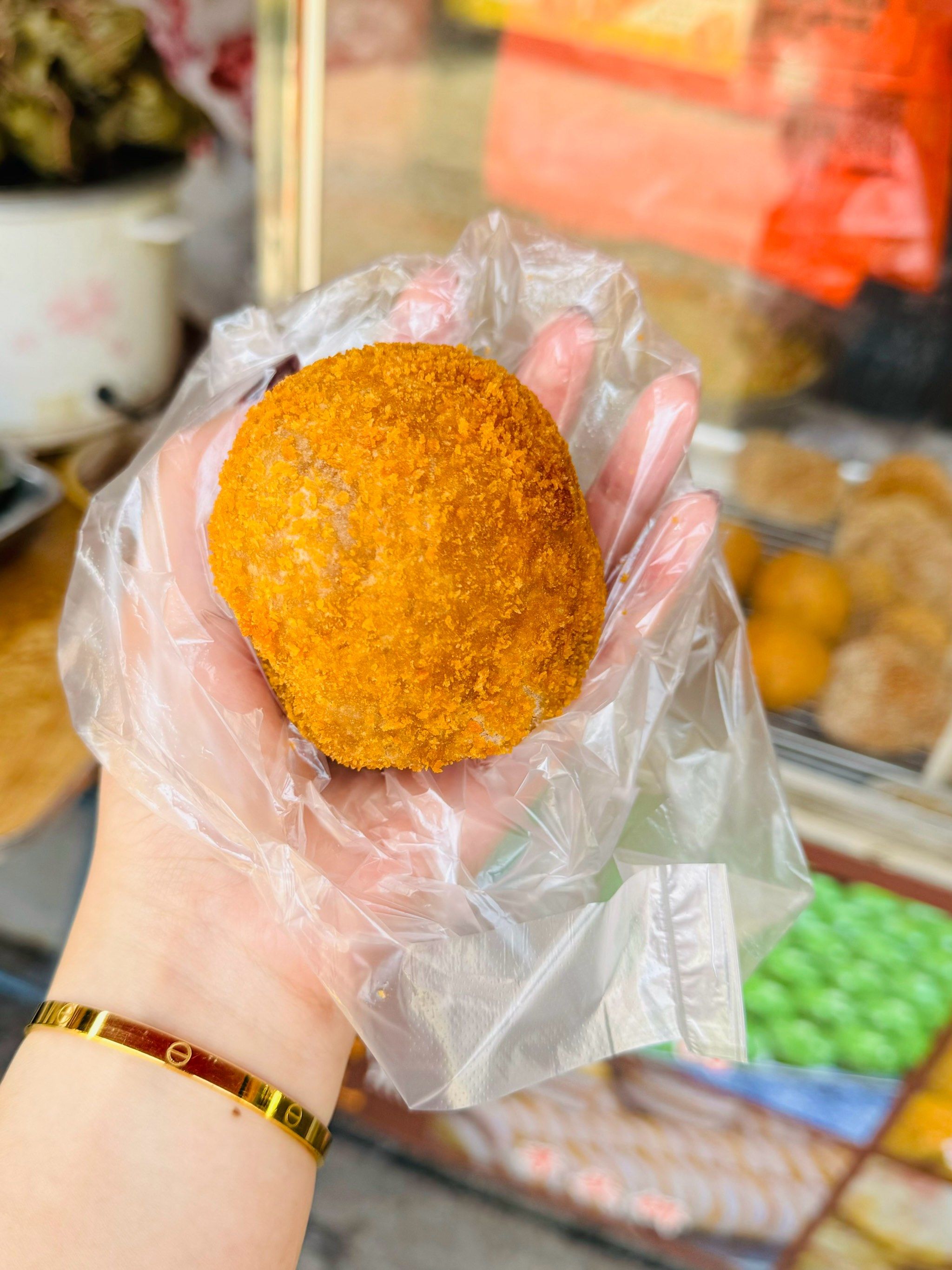 小吃凤凰球(凤凰球吃虾吗)