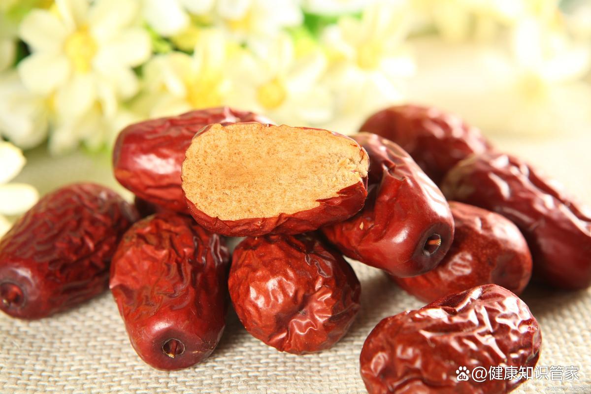 小吃血糖红枣(红枣吃血糖高吗)