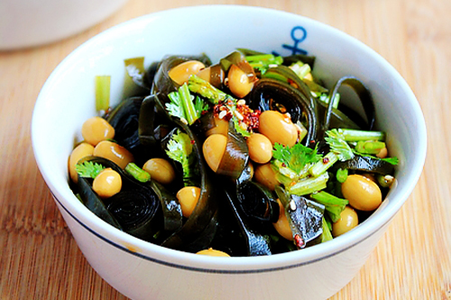 黄豆凉菜怎么调(黄豆做凉菜煮多长时间能熟)