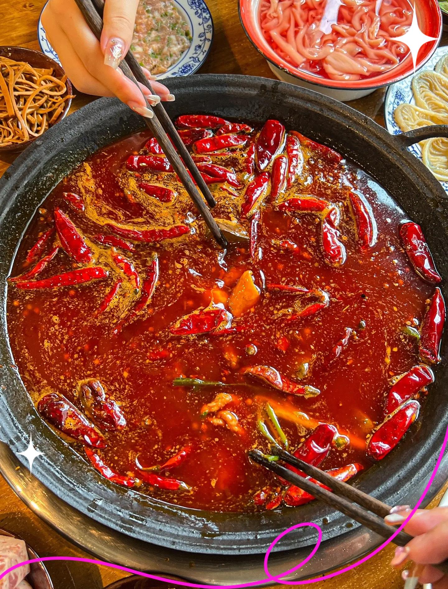 四川火锅特色菜品(四川火锅特色菜品大全)