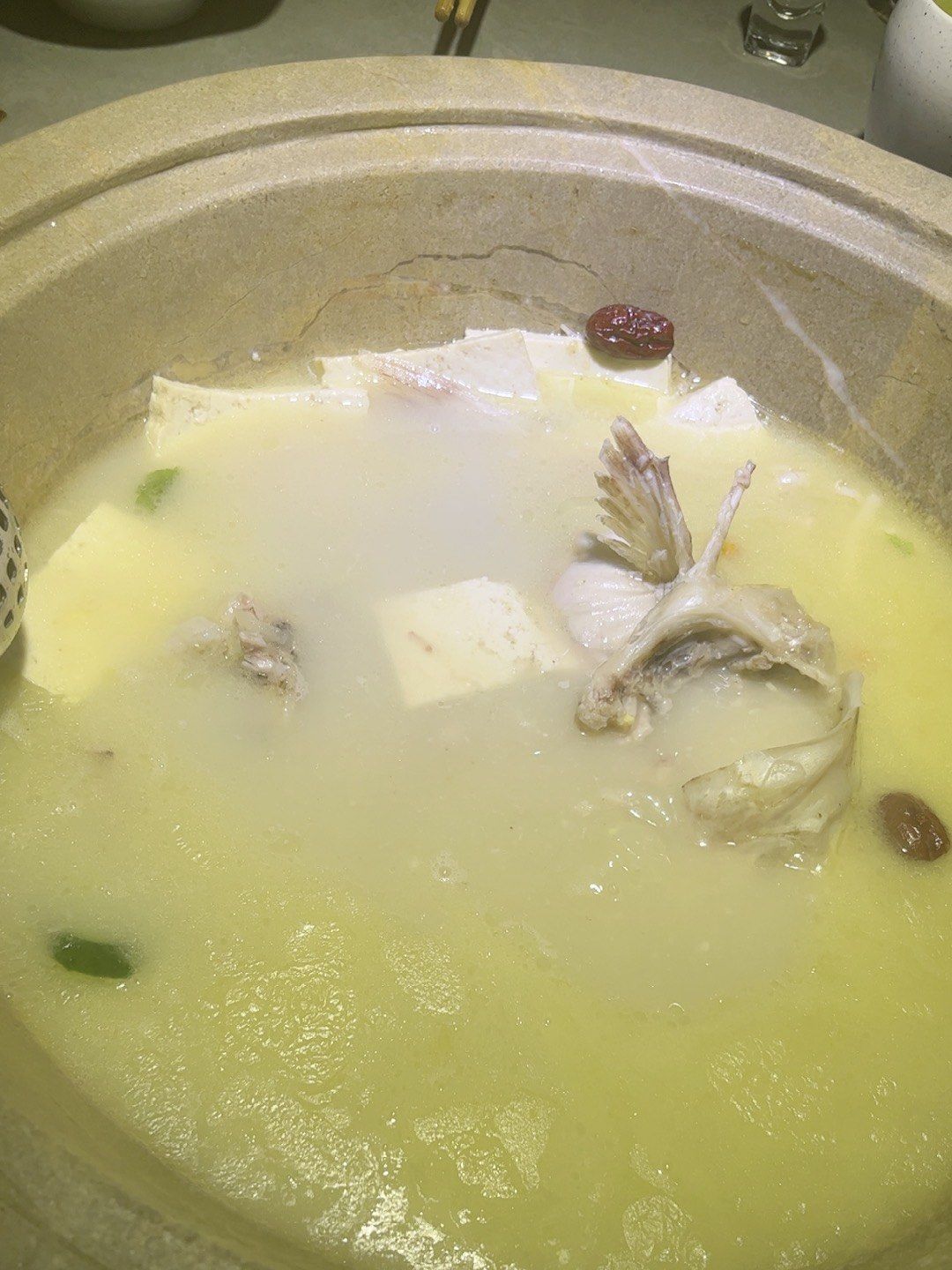 重庆特色鱼汤锅(重庆特色鱼汤锅有哪些)