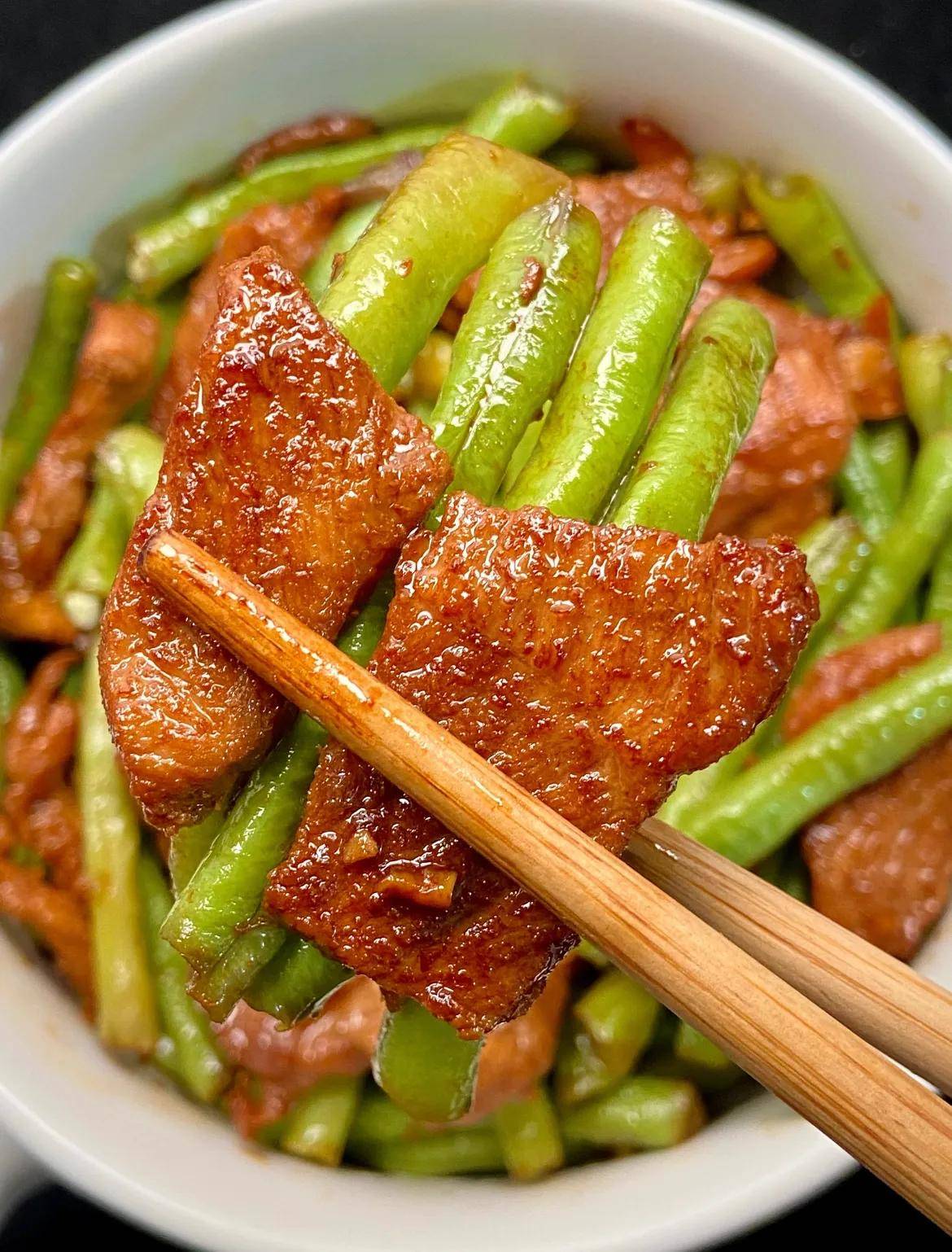 家常肉炒豆角(家常肉炒豆角怎么做)