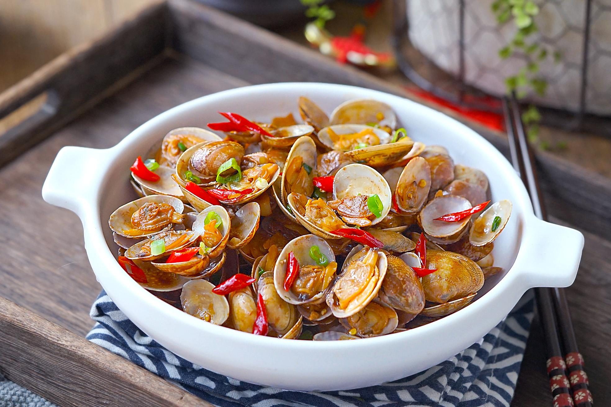 家常爆炒花甲(爆炒花甲最简单做法) 家常爆炒花甲(爆炒花甲最简单做法)