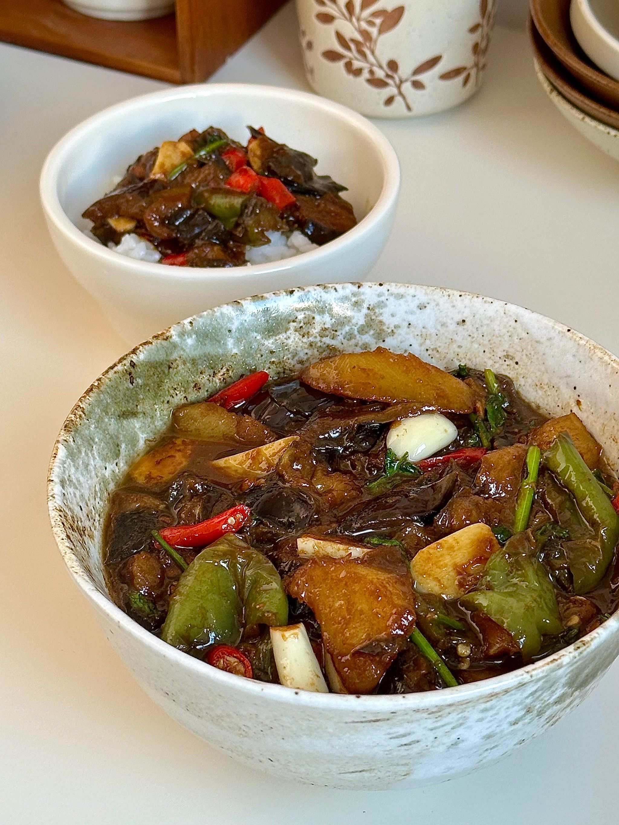 青椒黄豆酱的家常做法(黄豆酱炒青椒怎么炒好吃) 青椒黄豆酱的家常做法(黄豆酱炒青椒怎么炒好吃)