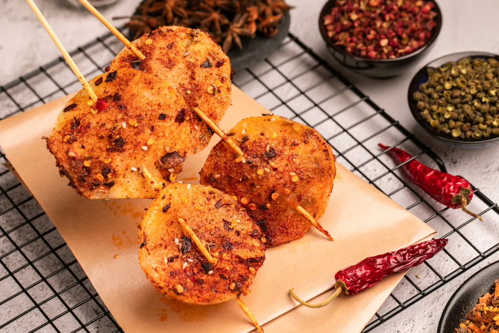 铁板串烧小吃(铁板烧串的做法和配料)