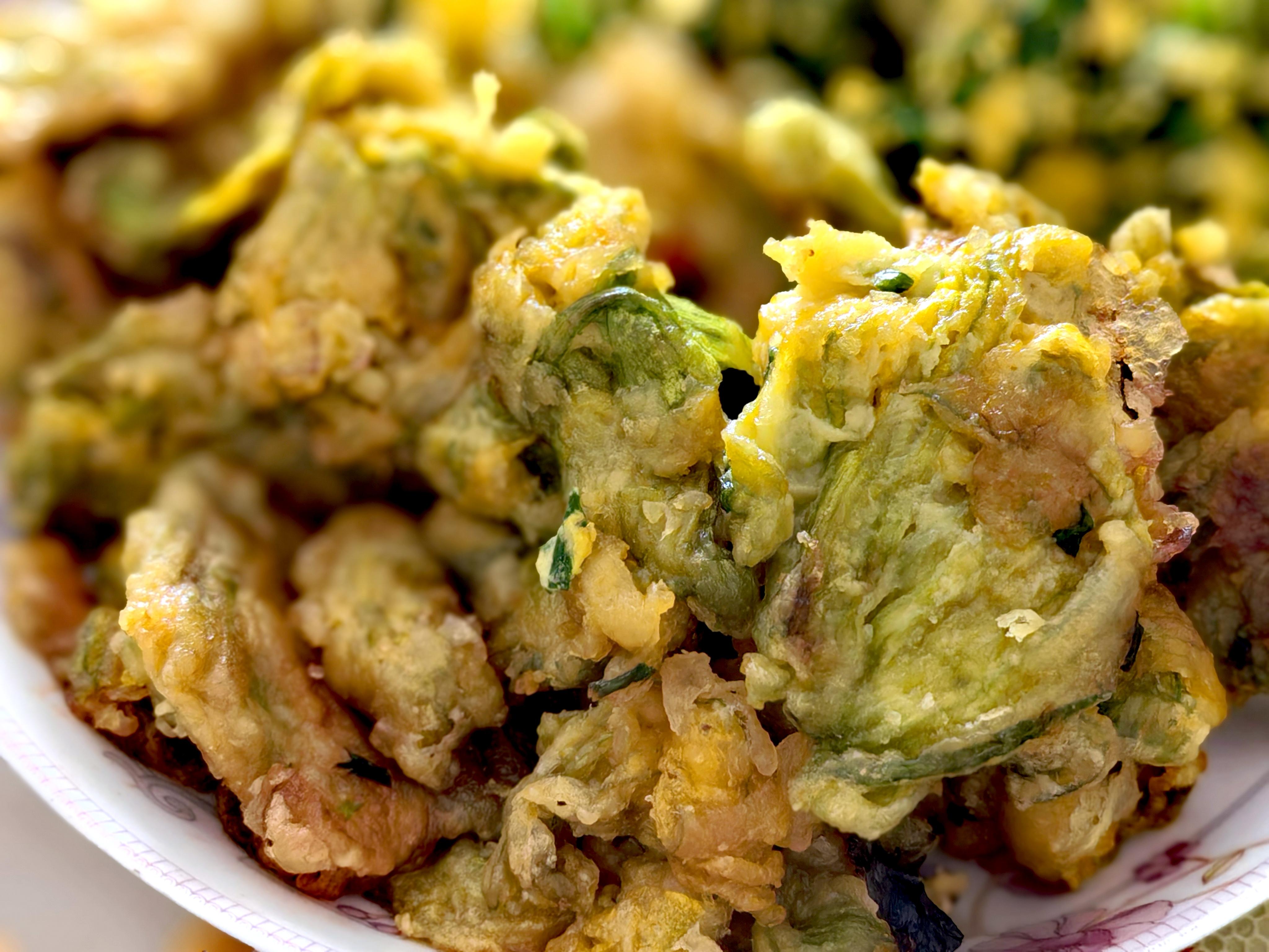 街头小吃南瓜花(南瓜花怎么吃视频教程)